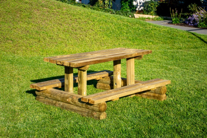 Kindersitzgruppe Eine stabile Kindersitzgruppe